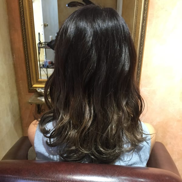 【UniQ・小笹】モード×深み×透明感×グレージュ