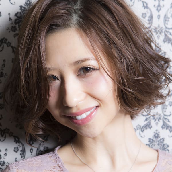 カジュアルショート+濡れ髪ウェーブ