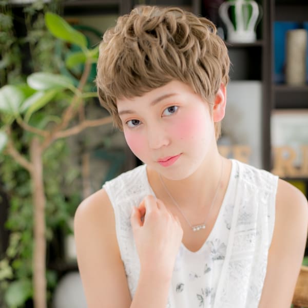 クールなエアリーショート