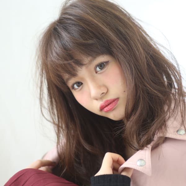 小顔効果もある包みやわらかミディ