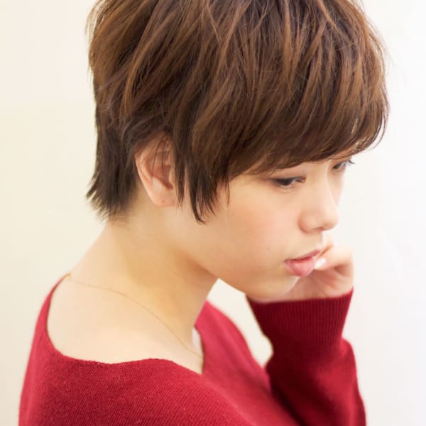 マッシュ系ハイライトカラーゆるふわショートボブ AKI-31