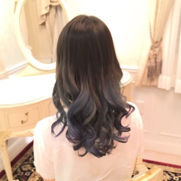 ネイビーグラデーションカラー