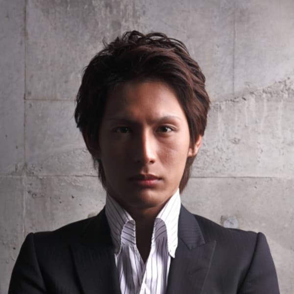 【SHIFT】クールビジネスマンスタイル