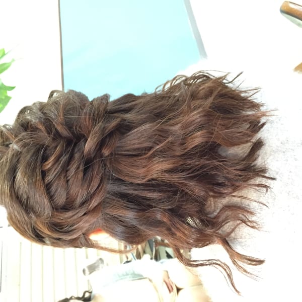 編み込みハーフアップ　なみなみウェーブ