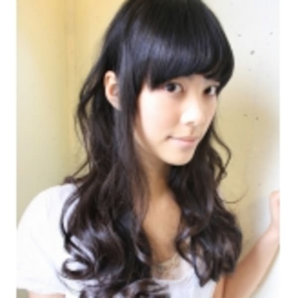 黒髪×重めバング×ロング|DADA Hair Salon