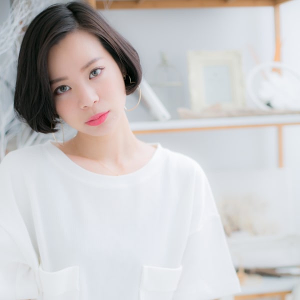 モードレトロなフェミニンボブ