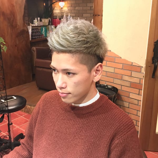 スモーキーホワイトカラー|Richromatic hair studio