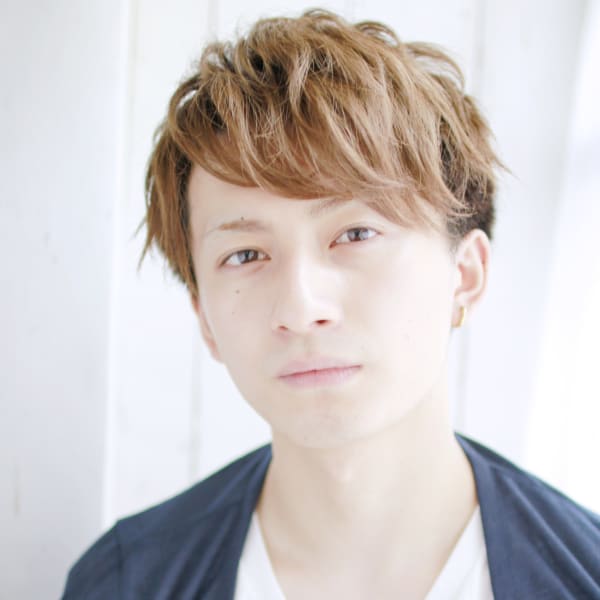 ツーブロックのカジュアルスタイル