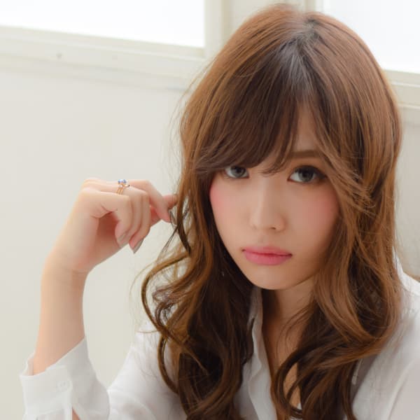 暗めのアッシュカラーが映える♪ミステリアスロング|Vitesse Labo