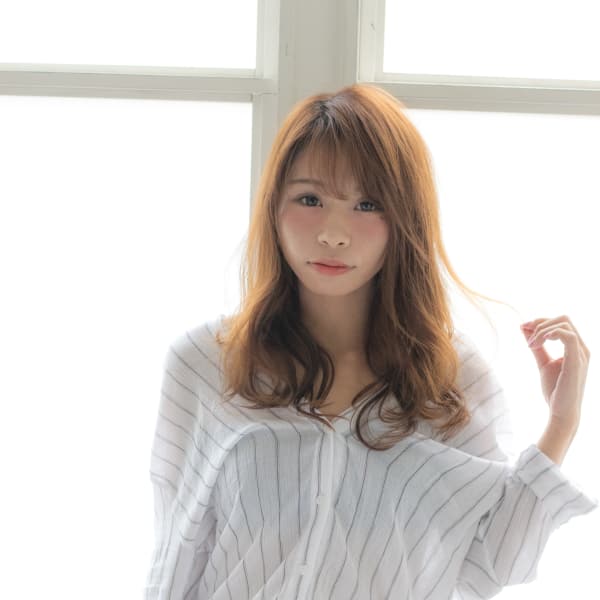 柔らかいふんわりロング