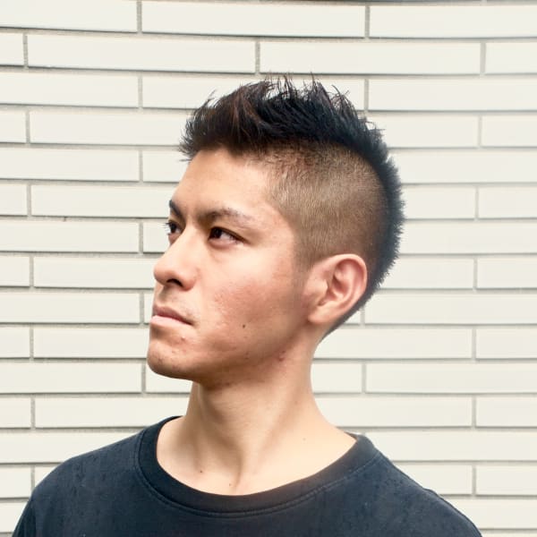 ワイルドモヒカンメンズヘア