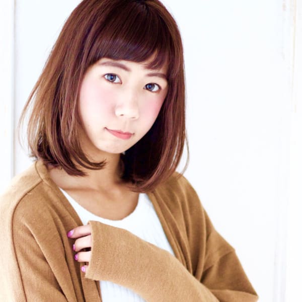 グレージュカラーストレートワンカールロブ AKI-83