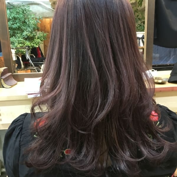 外国人風ラベンダーアッシュカラー