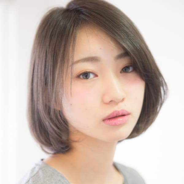 ナチュラルアッシュボブ