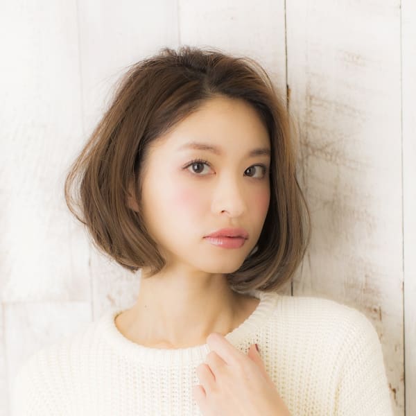 揺れる知的ボブ