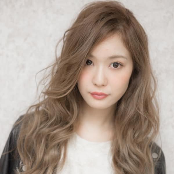 光色艶ベージュ×オリーブパーマ