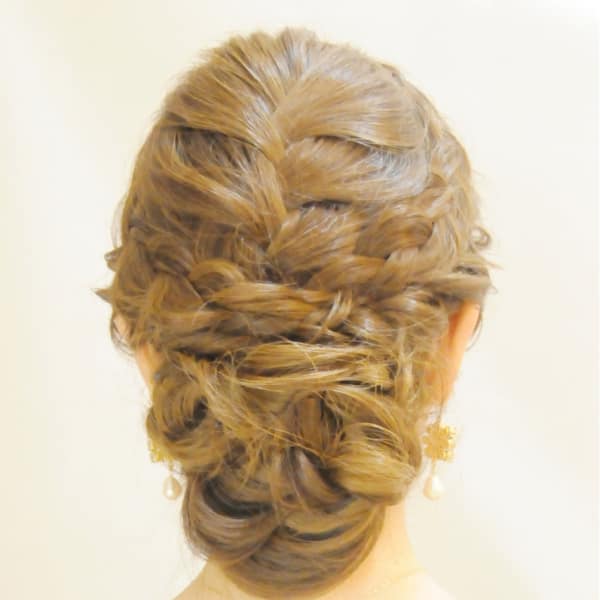 編み込み☆海外セレブ風アップ♪