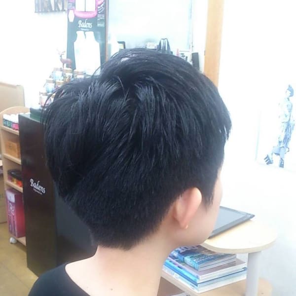 ショートヘア