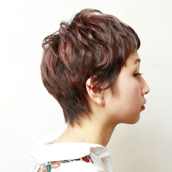 ワックスをクシュクシュっと揉み込むだけです☆