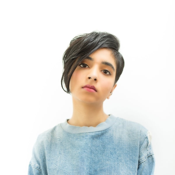 アバンギャルドな大人ショートスタイル