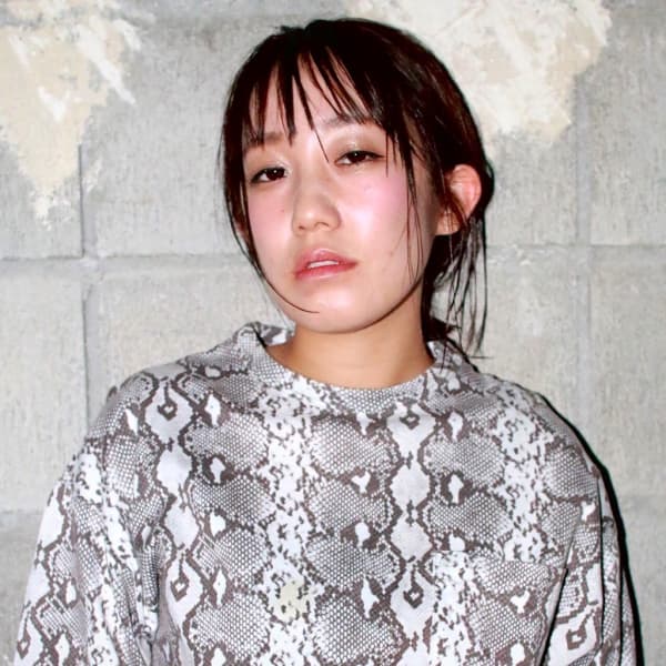 ミディアムボブアレンジ