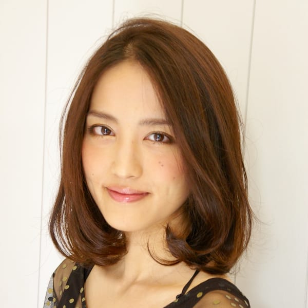 オススメ順 40代 黒髪 ミディアムの髪型 ヘアスタイル 楽天ビューティ オススメ順 40代 黒髪 ミディアムの髪型 ヘアスタイル 楽天ビューティ