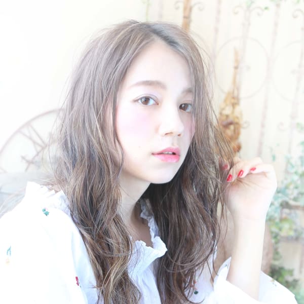 ☆センターパートでハニーヘアー☆|Mer