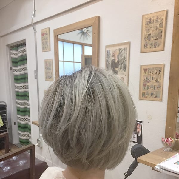 ホワイトシルバー