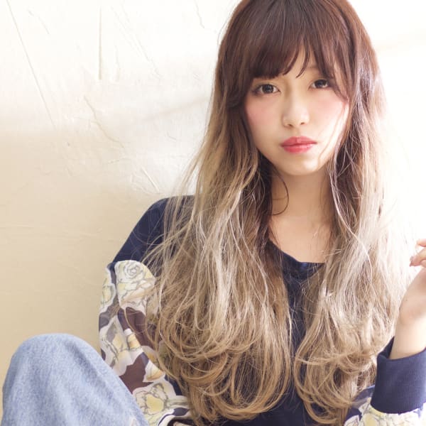 ルーズなカールハイライトカラーヘアースタイル　AKI-153