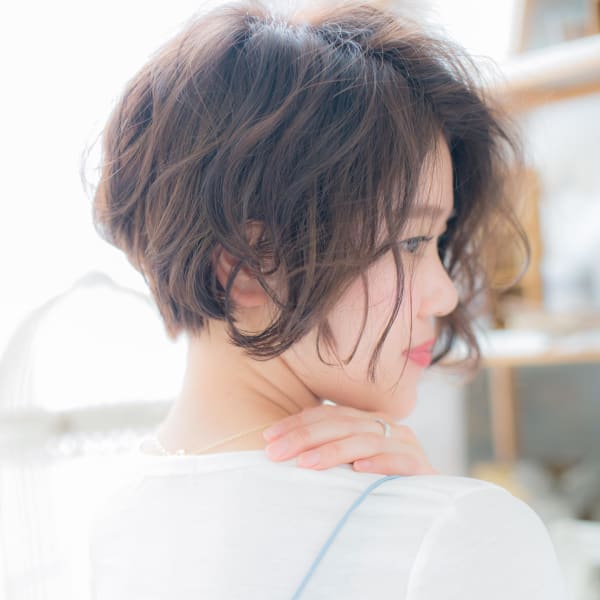大人かわいい無造作パーマ
