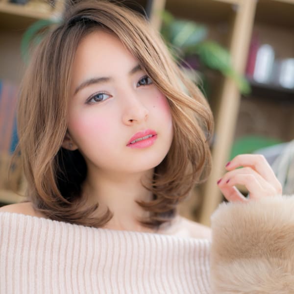 グラマラスセミディで女度UP！