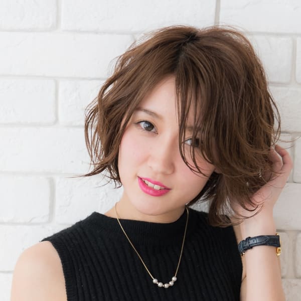 スポンテニアス甘辛MIXゆるふわショートマボブ