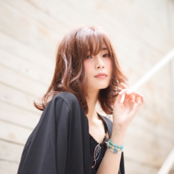 クラシカル外ハネミディ