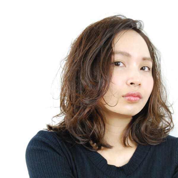 作り込みすぎなくてOK!楽ちんパーマスタイル