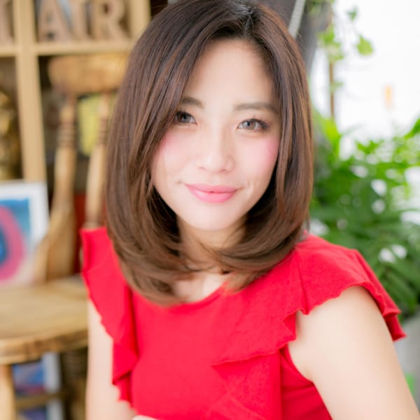 クリアカラーのキレ可愛ミディ