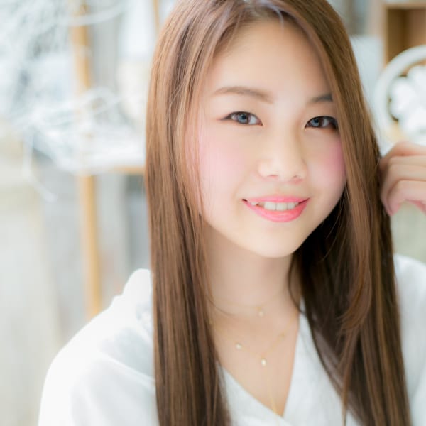 ツヤツヤワンカールストレート