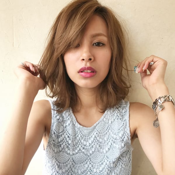 透け感漂うマーメイドアッシュひし形コスメデジタルパーマ2x