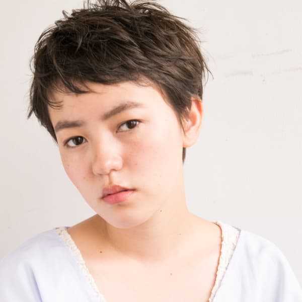 大人カジュアルベリーショート