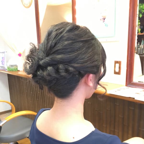 編み込みアレンジ☆