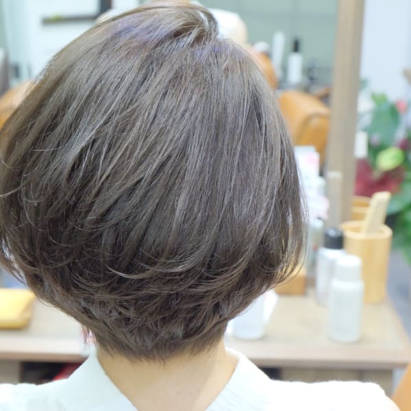ブルーアッシュ　ショートボブ|hair atelier ANELLO