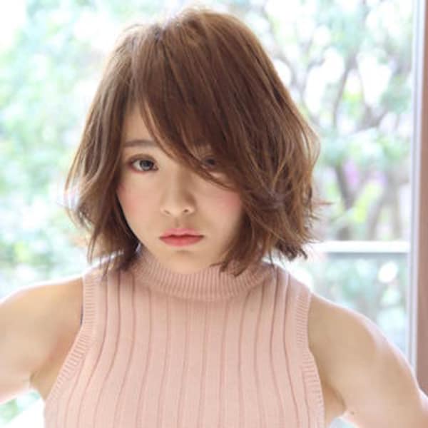 【M.SLASH】ほつれカールの大人ミディ