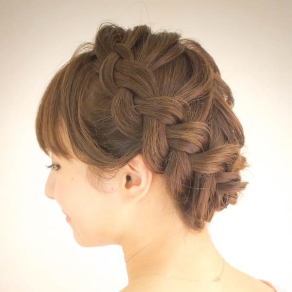 編み込みアレンジアップ