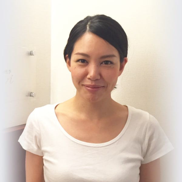 秋山 さやか 速攻ボディメイク エイジングケア 桜梅桃李 梅田サロン オウバイトウリ のスタッフ エステサロンを予約するなら楽天ビューティ