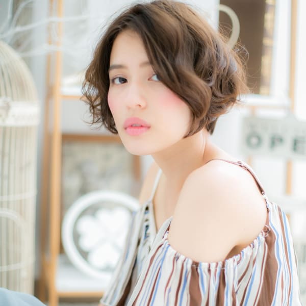 スプリングカールのグラマラスボブ