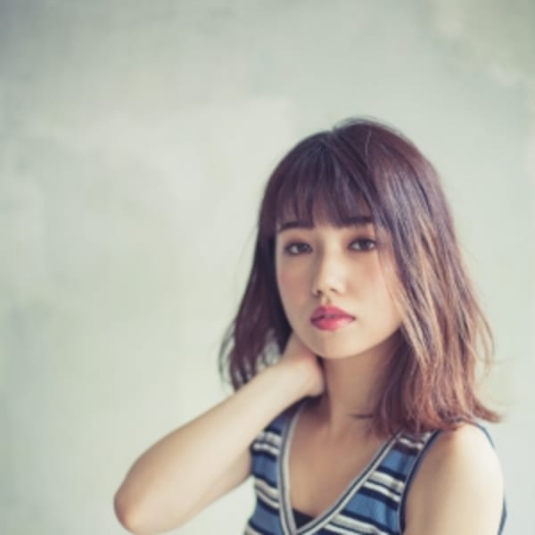 切りっぱなしグラデーションロブ