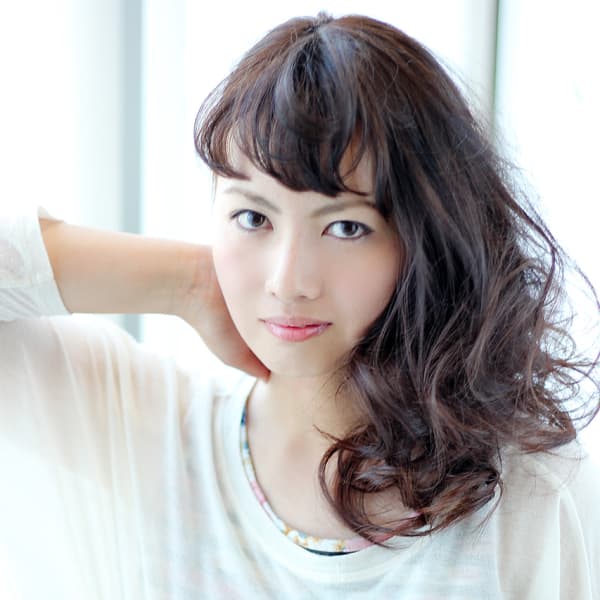 可愛いクールセミディ 