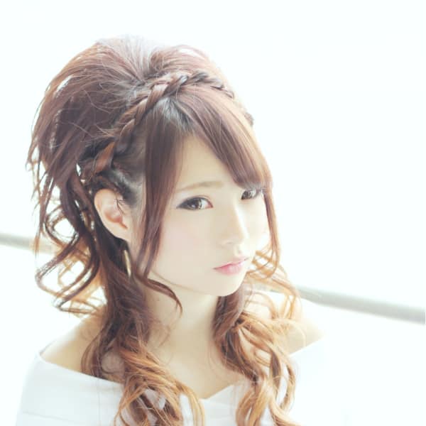 ☆大人可愛い三つ編みハーフアップ☆ 