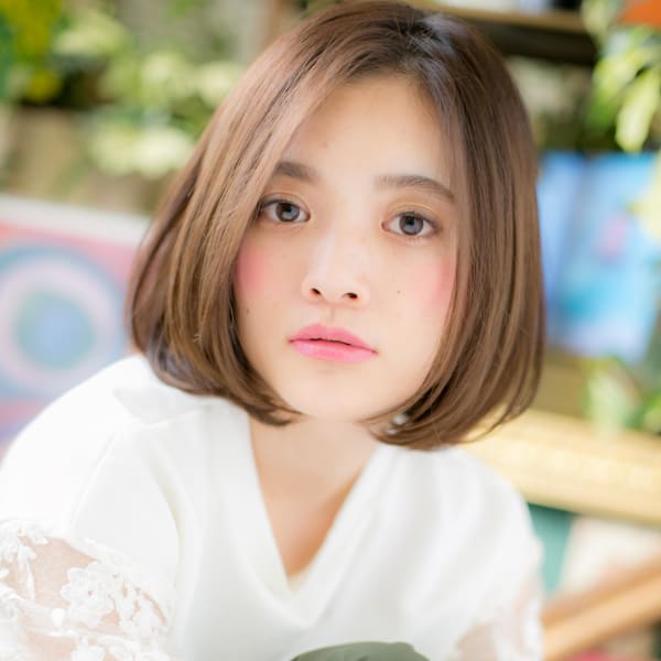 小顔見せバッチリ！大人ボブ