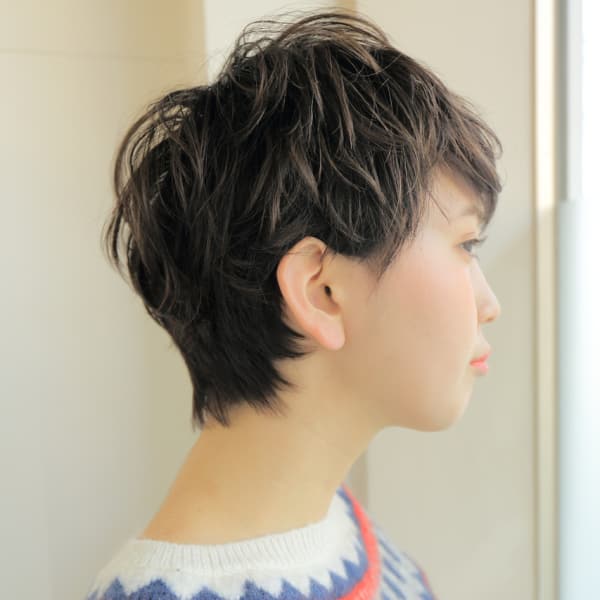 【プラーチェ相模大野】 外国人クセ毛風 耳かけショート