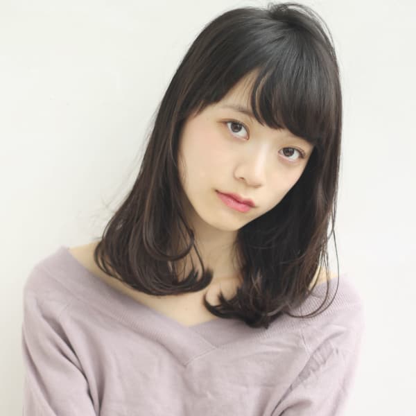 オススメ順 レイヤー 黒髪 ミディアムの髪型 ヘアスタイル 楽天ビューティ オススメ順 レイヤー 黒髪 ミディアムの髪型 ヘアスタイル 楽天ビューティ